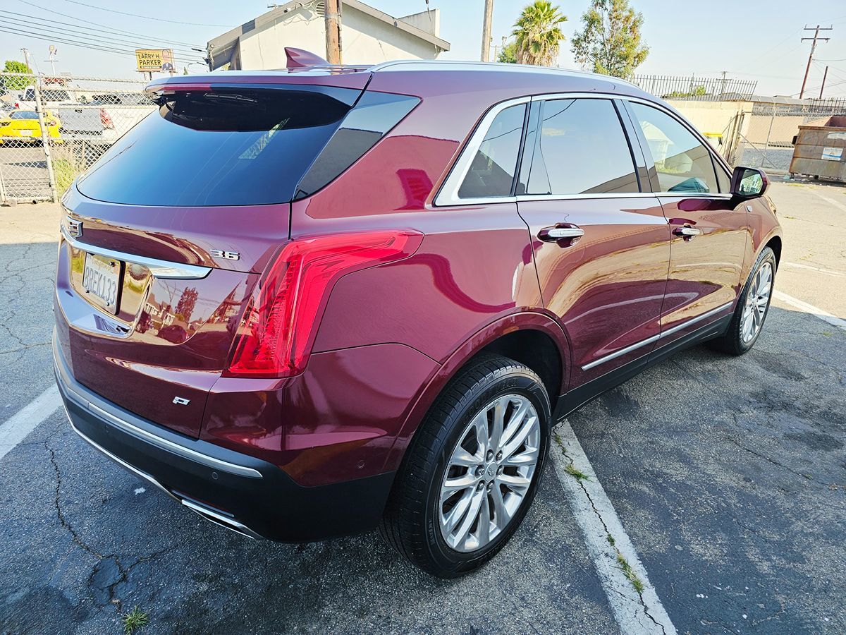 2017 Cadillac XT5 Platinum - Photo 4