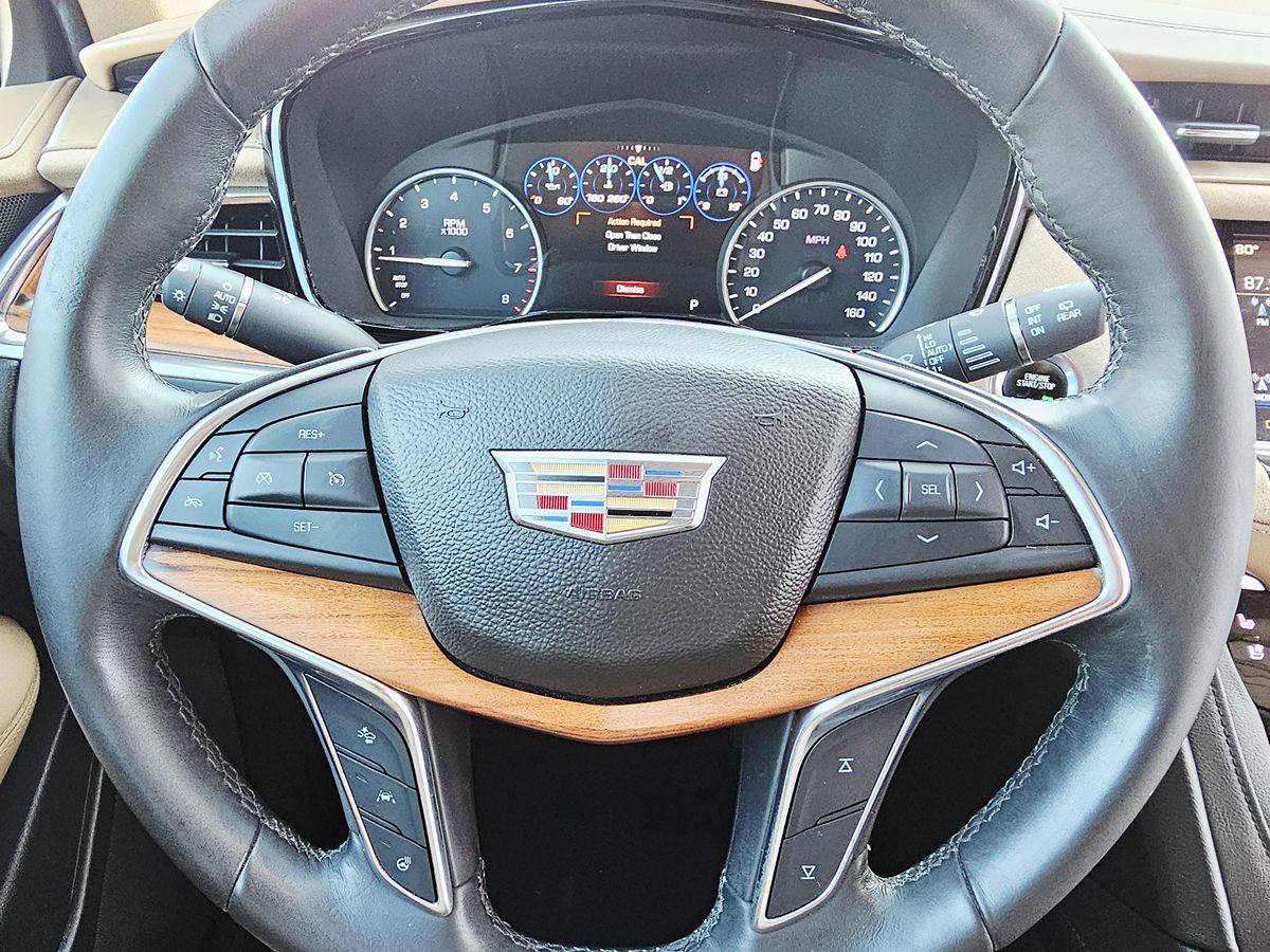 2017 Cadillac XT5 Platinum - Photo 17