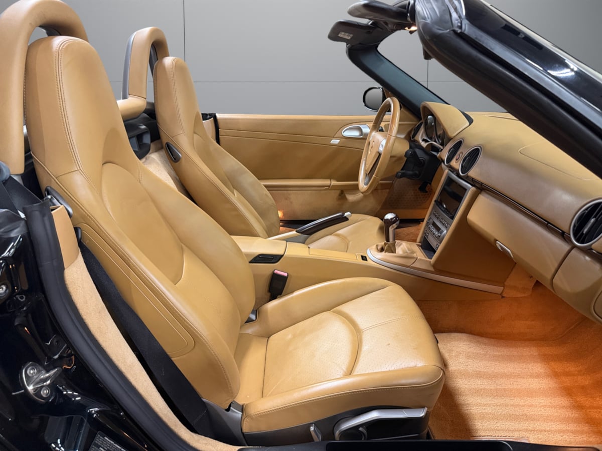 Porsche Boxster photo 17