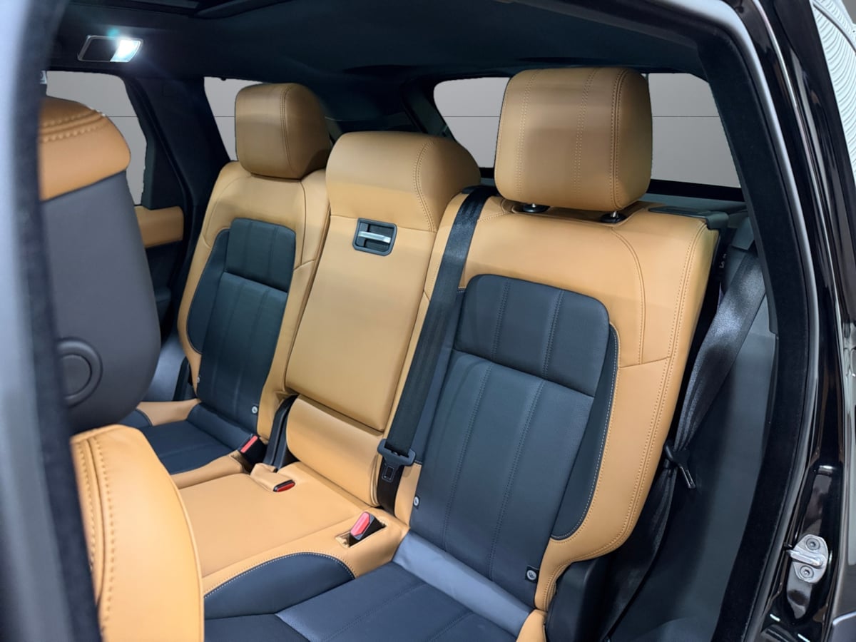 Land Rover Range Rover Sport photo 16