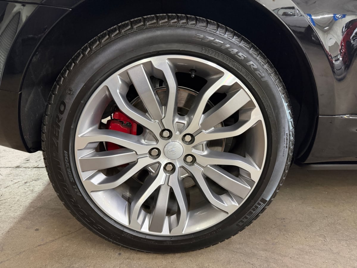 Land Rover Range Rover Sport photo 24