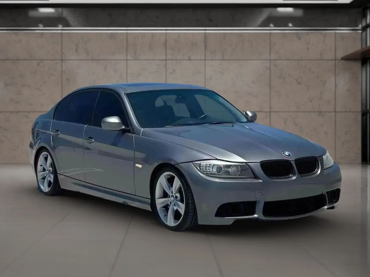 2011 BMW 3 Series 335i - Photo 3