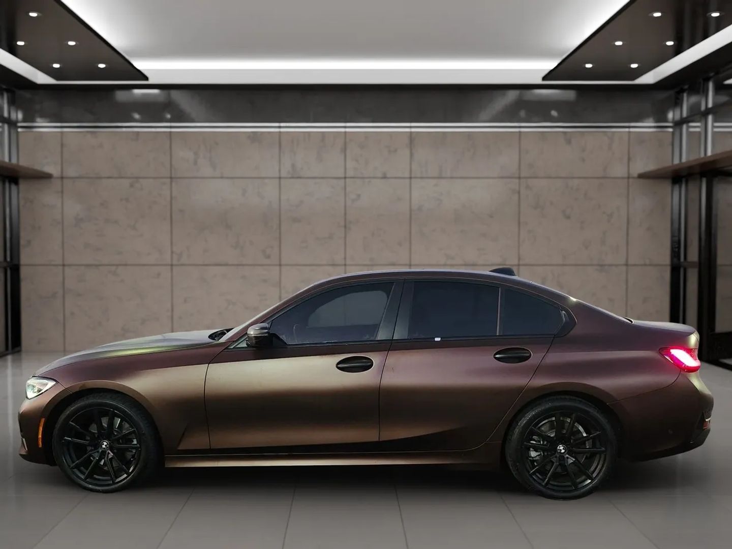 2021 BMW 3 Series 330i - Photo 2