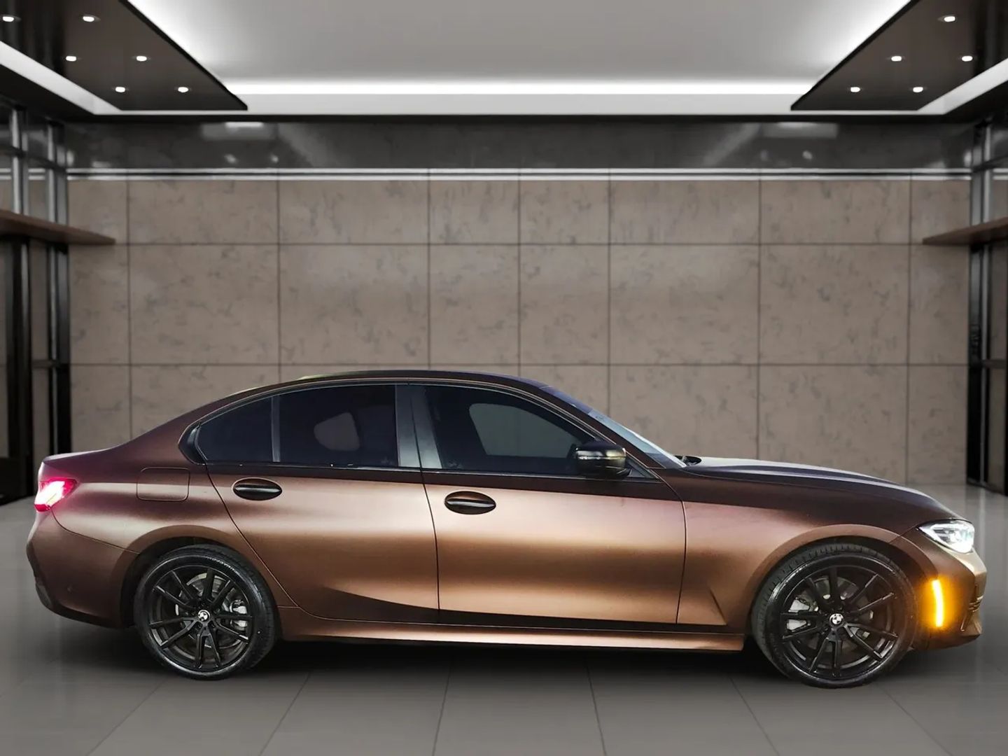 2021 BMW 3 Series 330i - Photo 4
