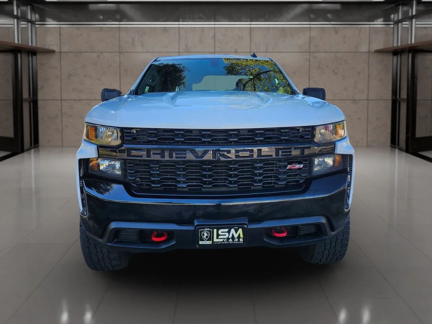 Photo 2 of this Chevrolet Silverado 1500
