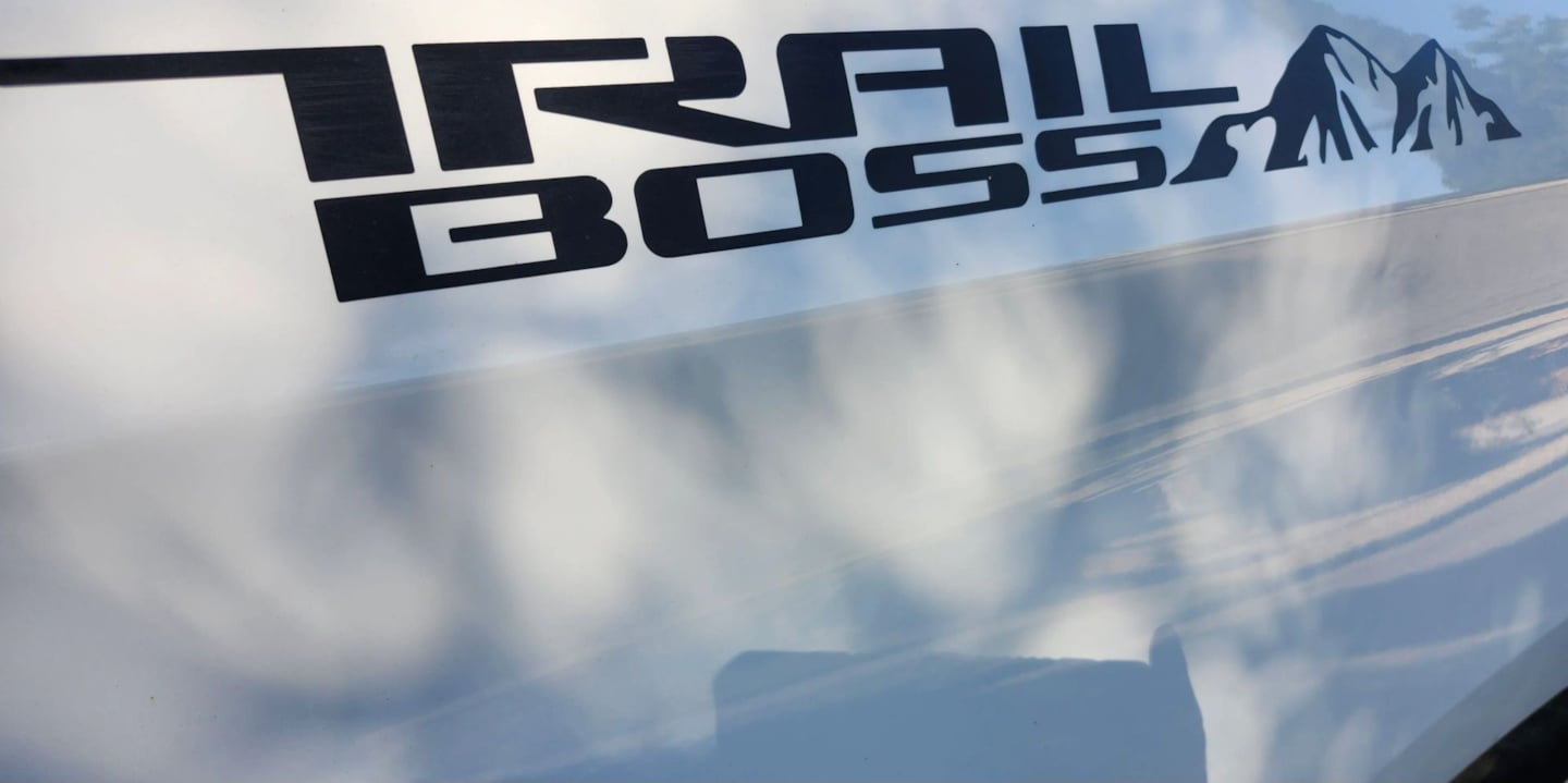 Photo 6 of this Chevrolet Silverado 1500
