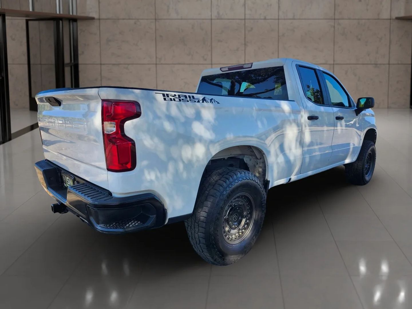 Photo 7 of this Chevrolet Silverado 1500