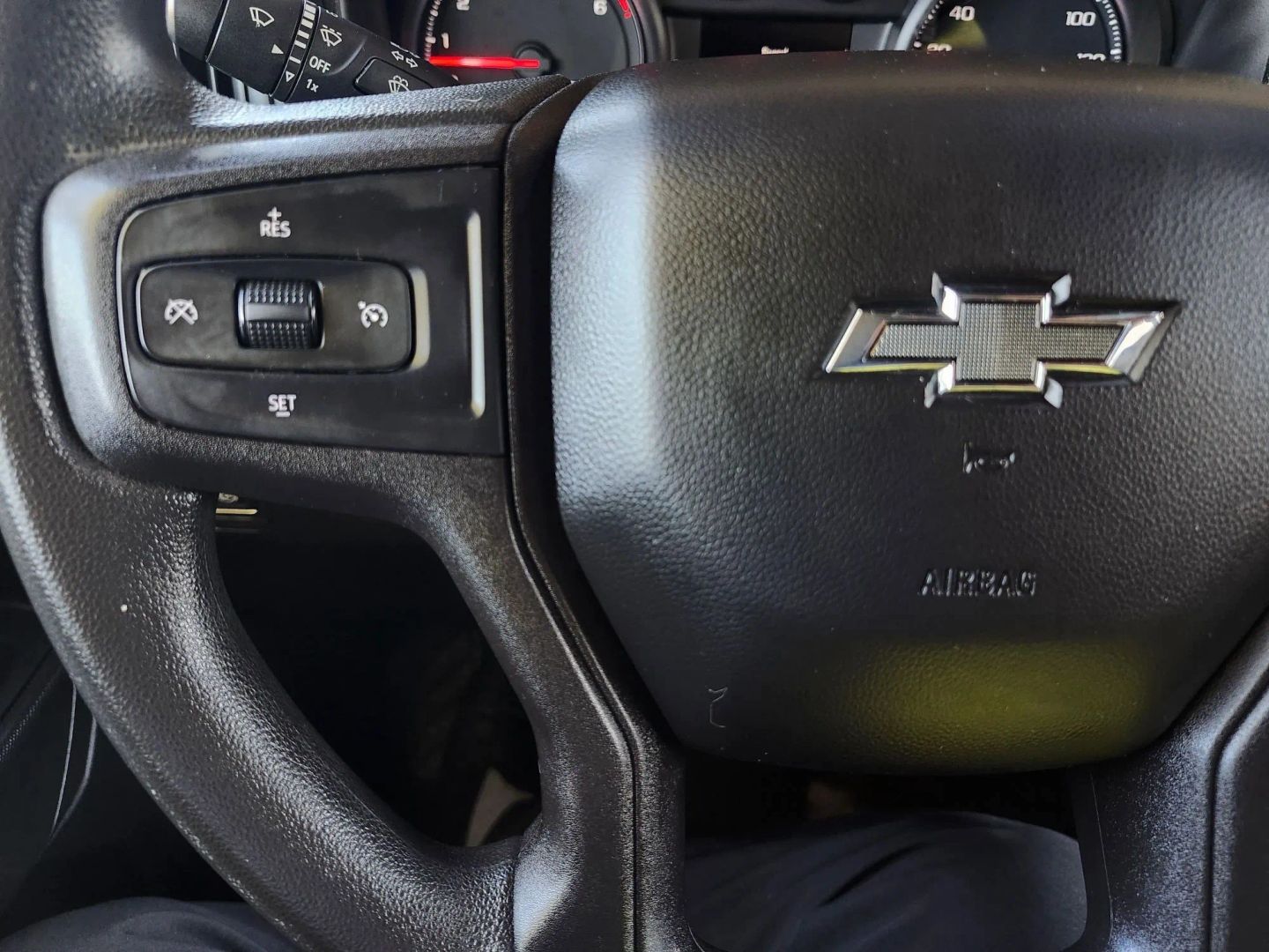 Photo 11 of this Chevrolet Silverado 1500