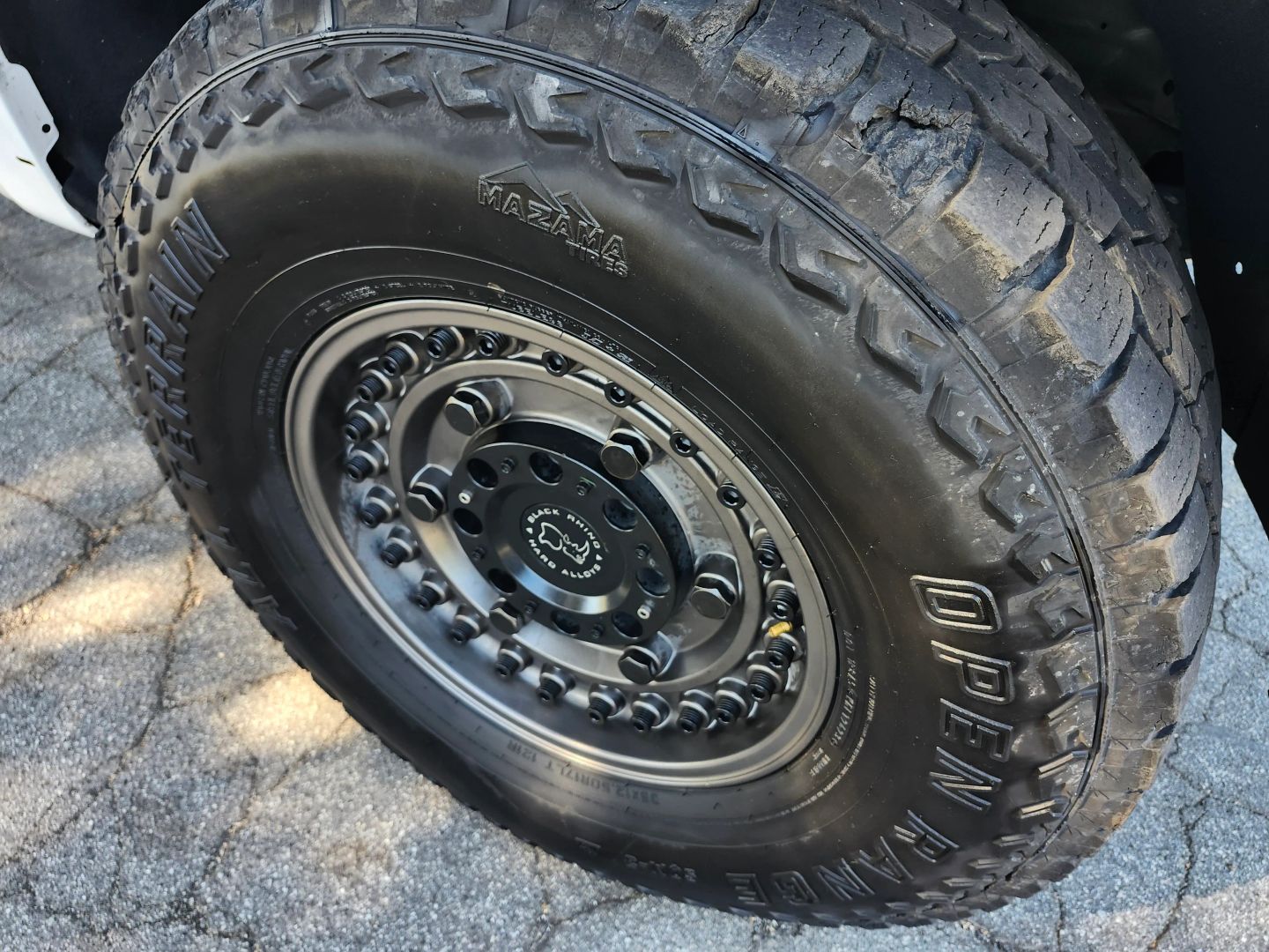 Photo 26 of this Chevrolet Silverado 1500