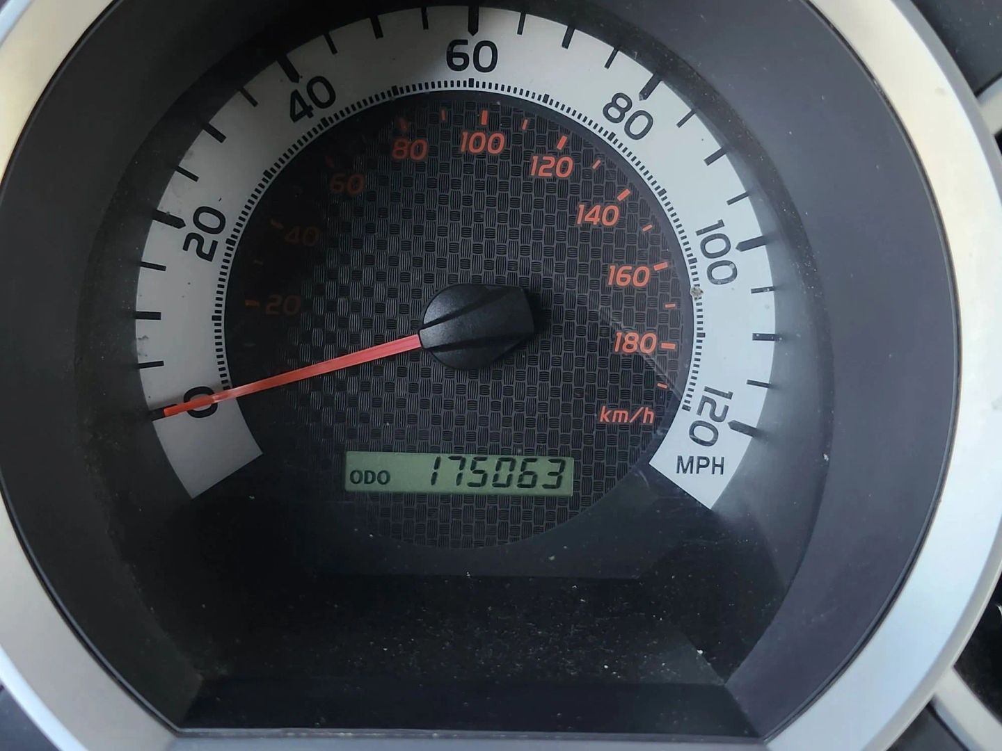Toyota Tacoma photo 25
