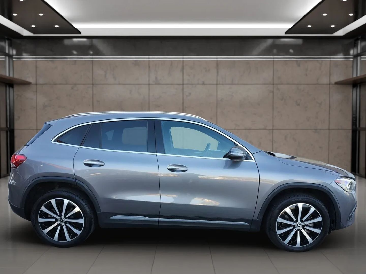 Mercedes-Benz GLA 250 photo 4