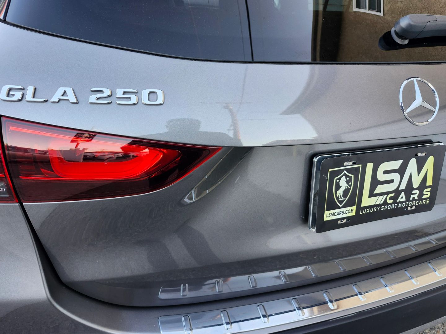 Mercedes-Benz GLA 250 photo 6
