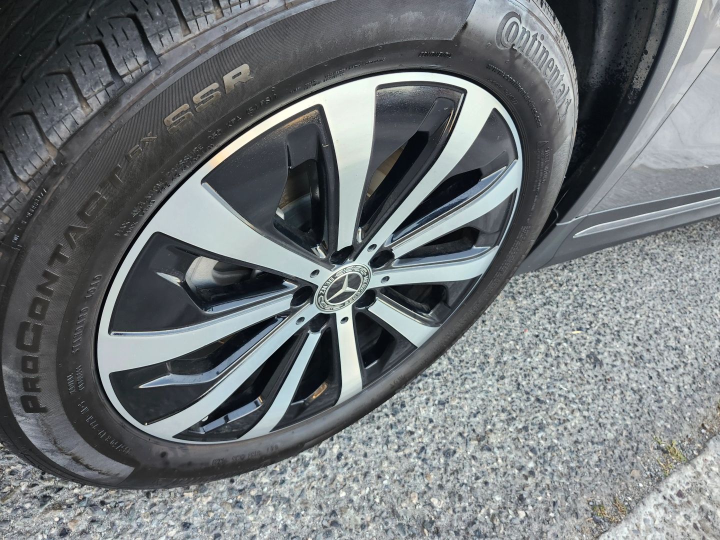Mercedes-Benz GLA 250 photo 32