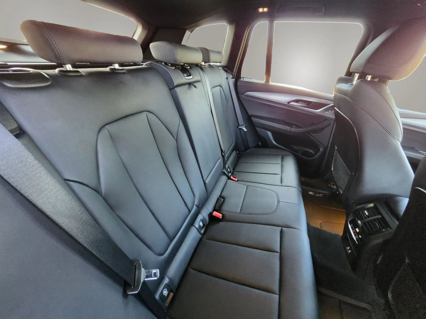BMW X3 photo 18