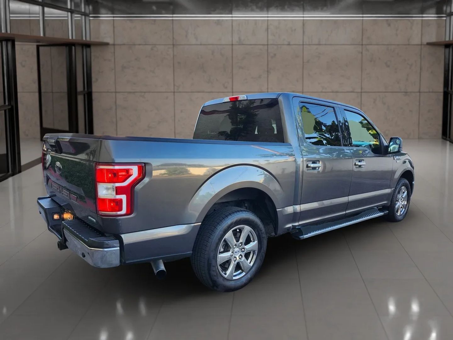 Ford F-150 photo 7
