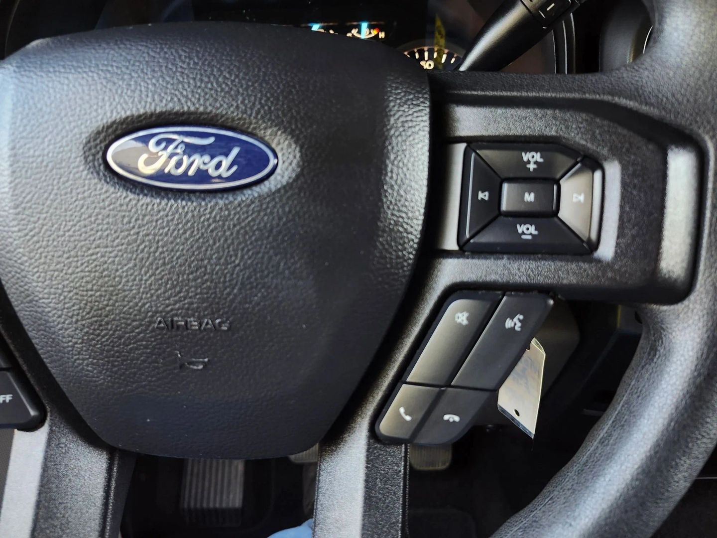 Ford F-150 photo 18