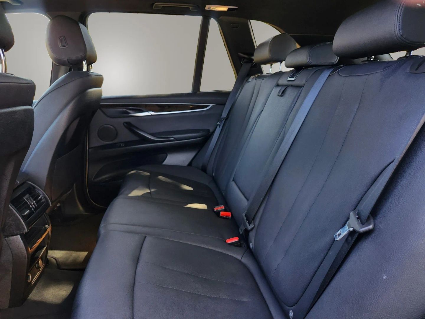 BMW X5 photo 13