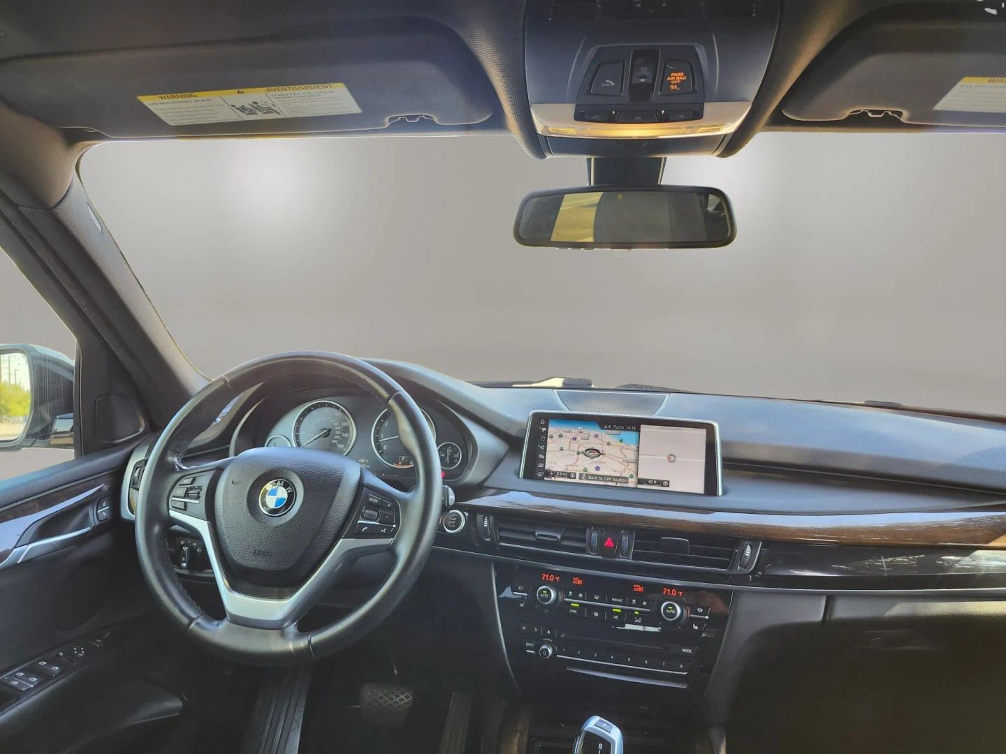 BMW X5 photo 17