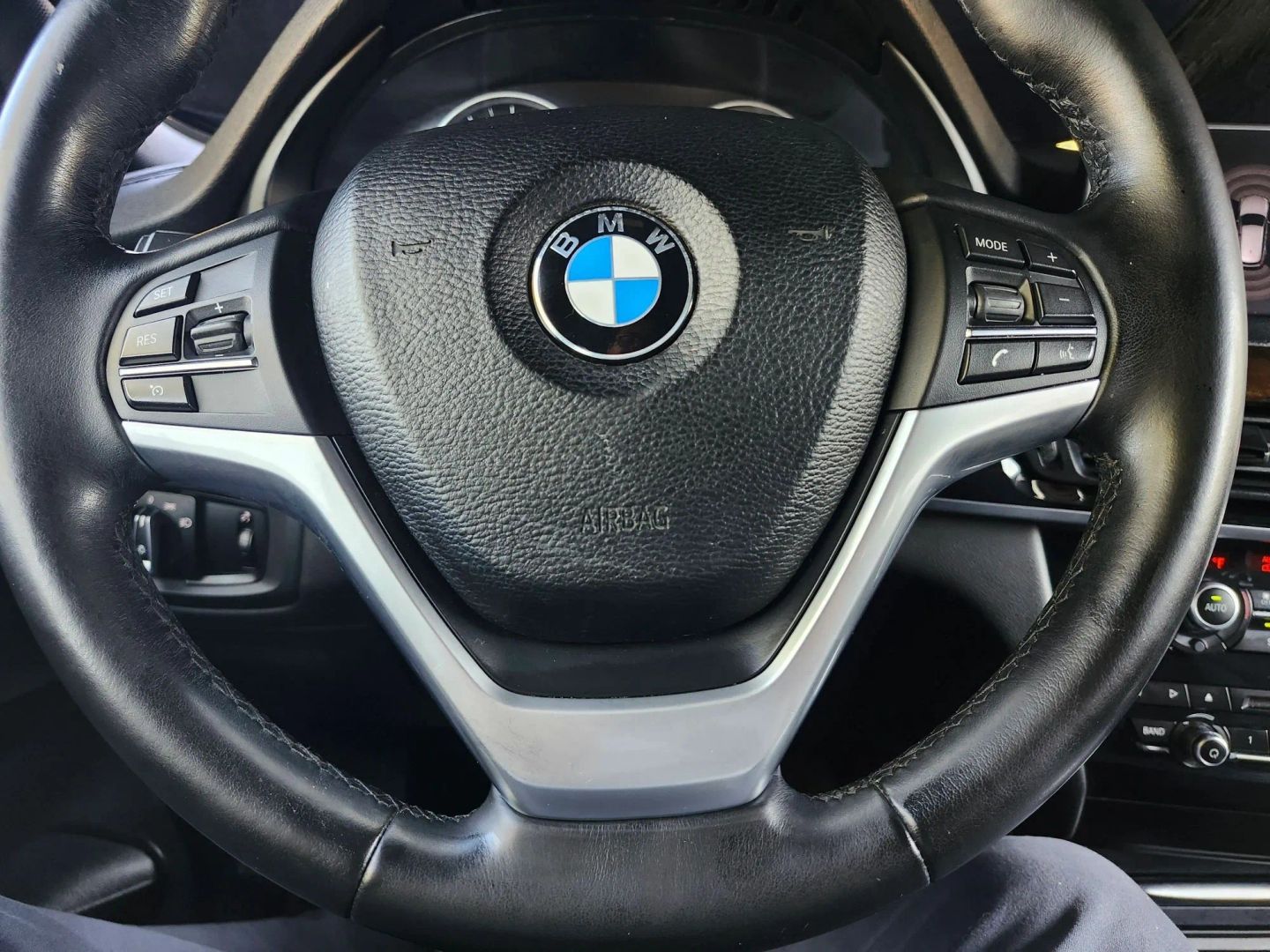 BMW X5 photo 21