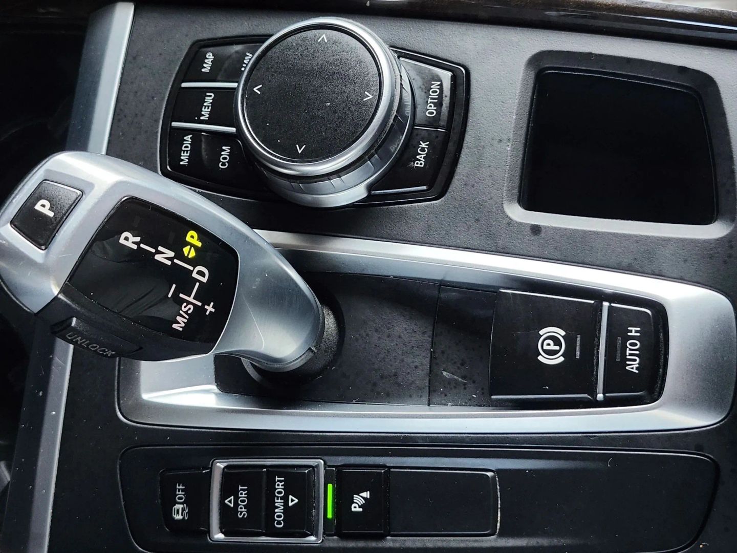 BMW X5 photo 25