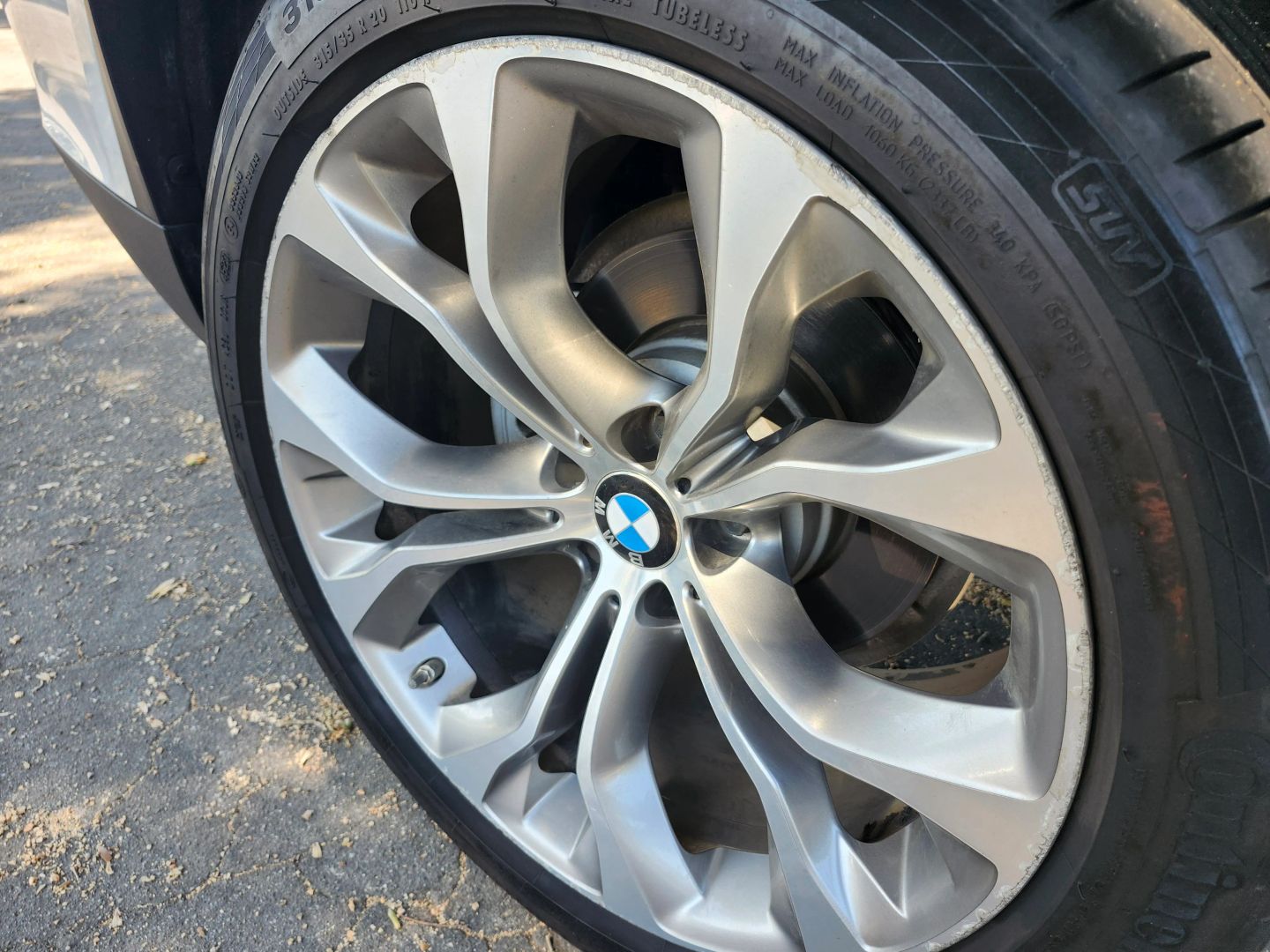 BMW X5 photo 32
