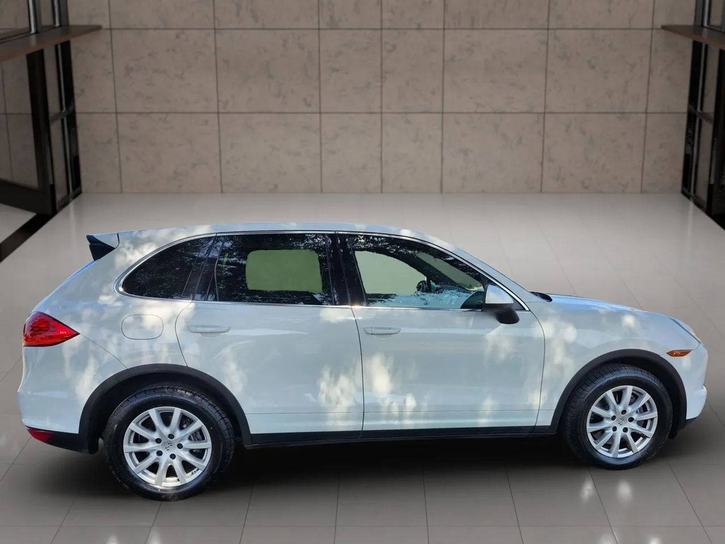 Porsche Cayenne photo 5