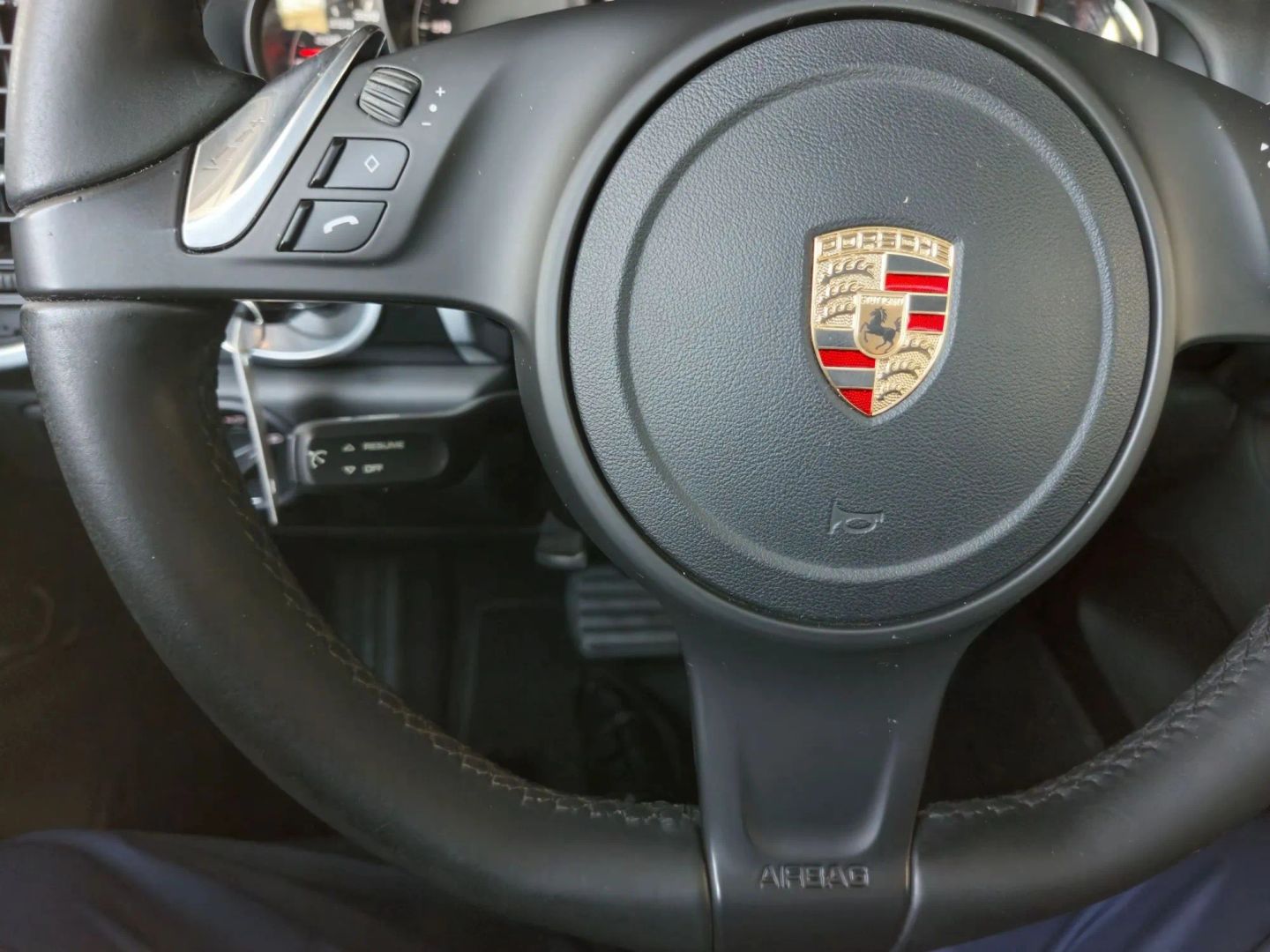 Porsche Cayenne photo 11