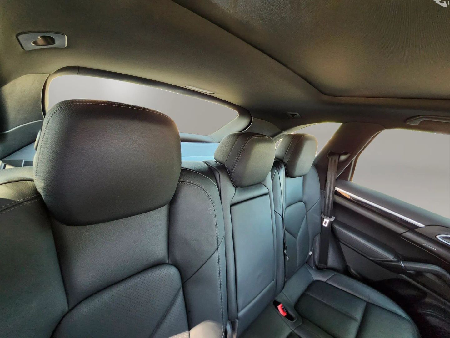 Porsche Cayenne photo 19