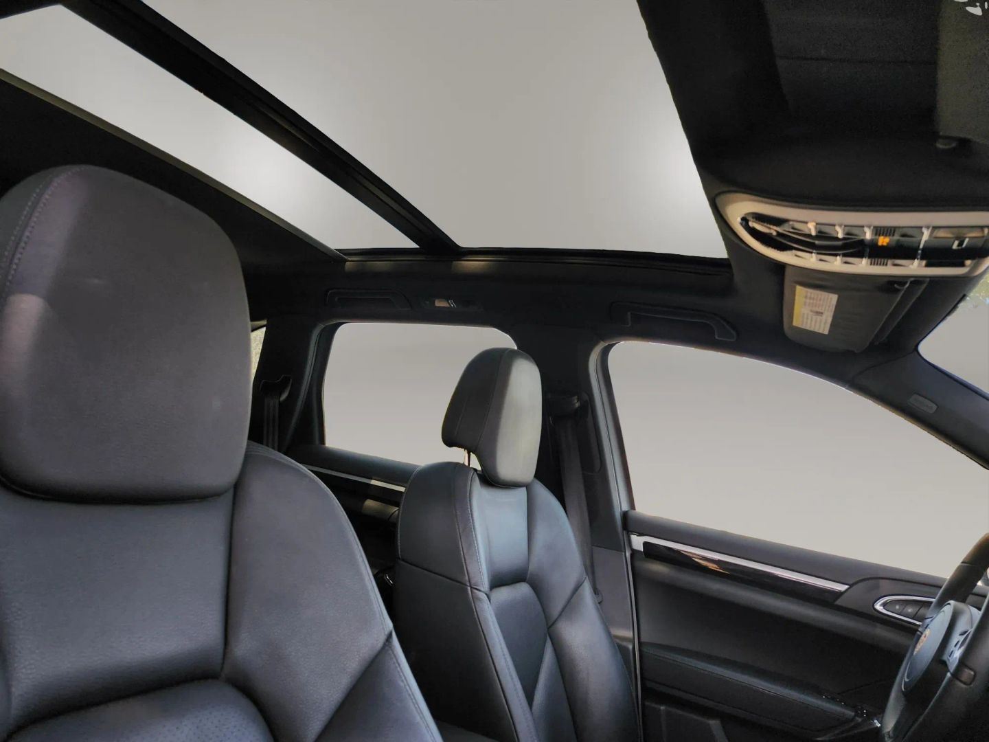 Porsche Cayenne photo 20