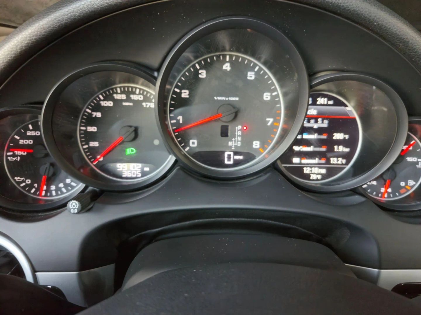 Porsche Cayenne photo 23