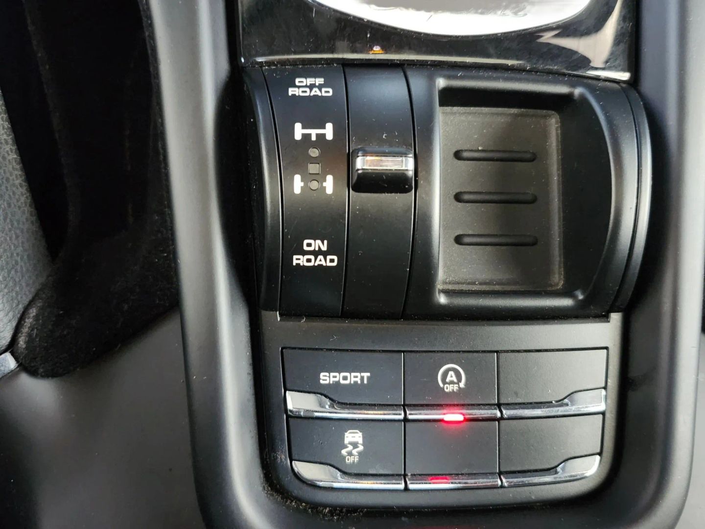 Porsche Cayenne photo 26