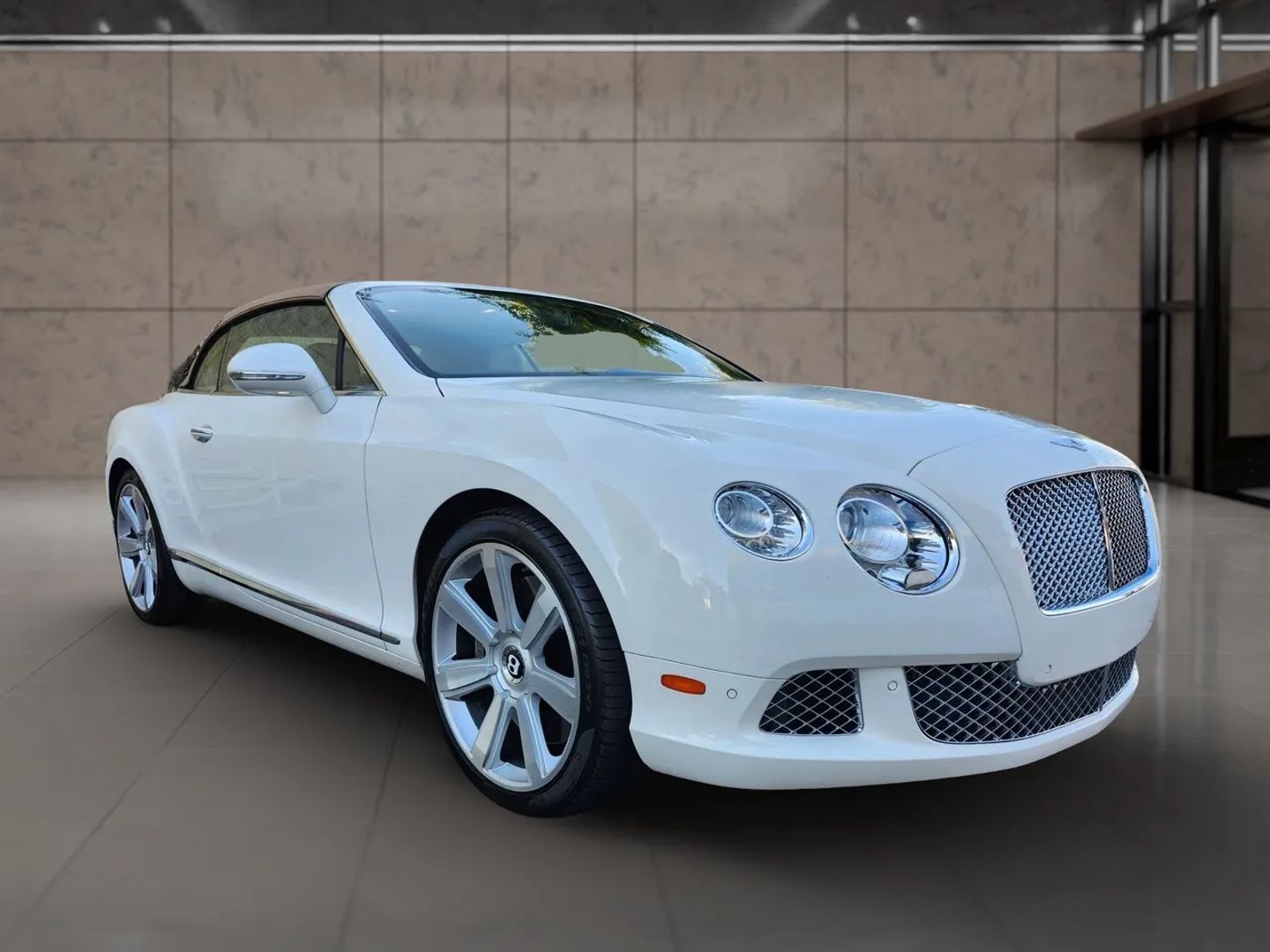 Bentley Continental photo 11