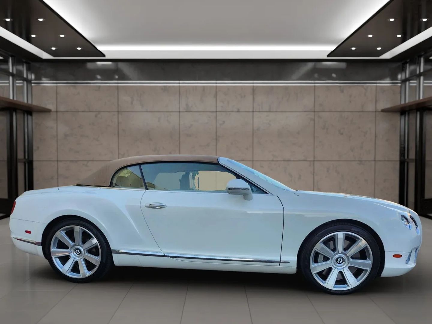 Bentley Continental photo 13