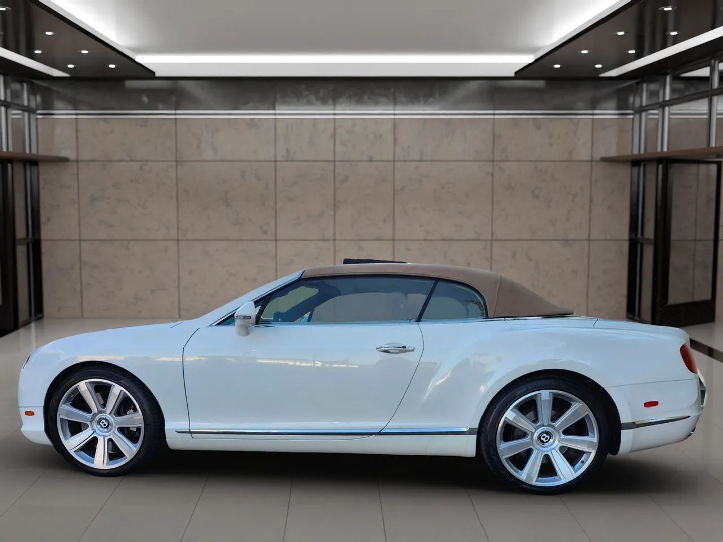 Bentley Continental photo 15