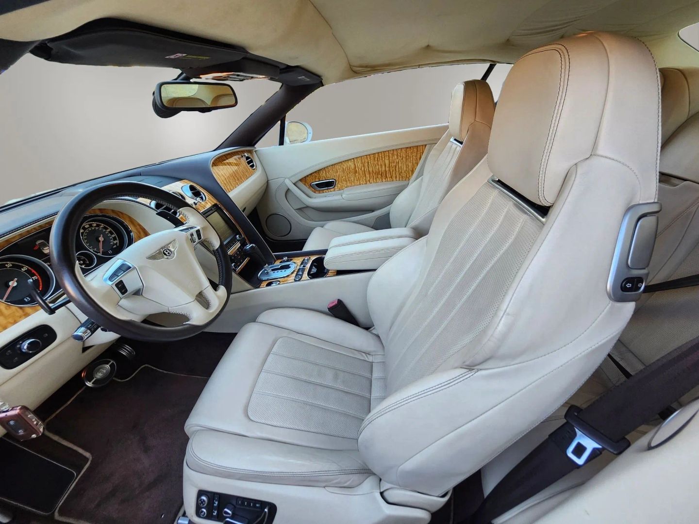 Bentley Continental photo 19