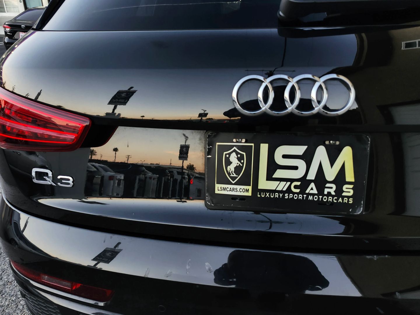 Audi Q3 photo 9