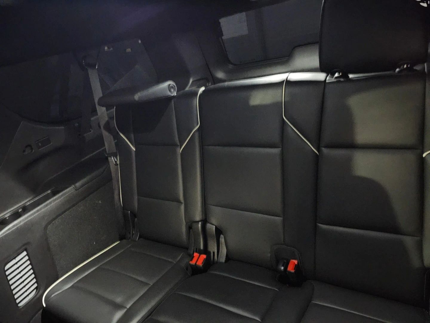 Cadillac Escalade ESV photo 16