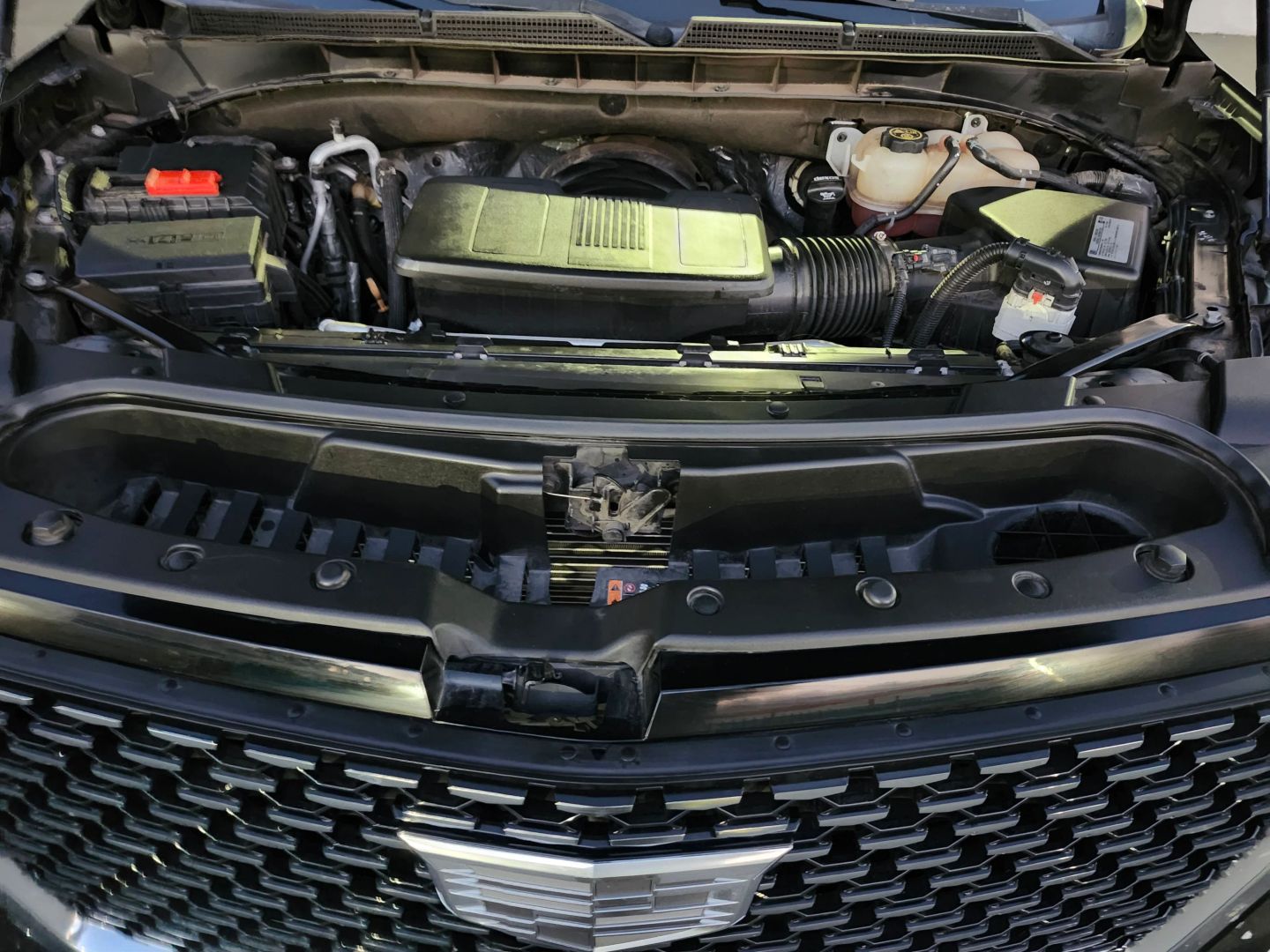 Cadillac Escalade ESV photo 30