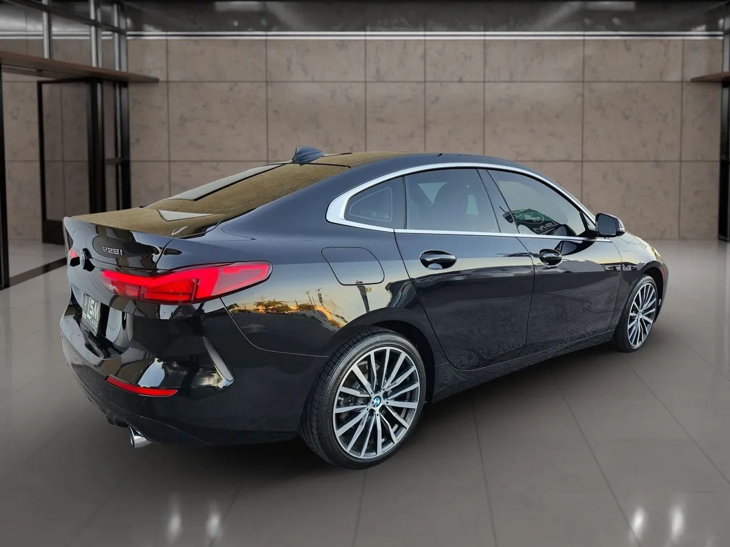 BMW 2 Series photo 6