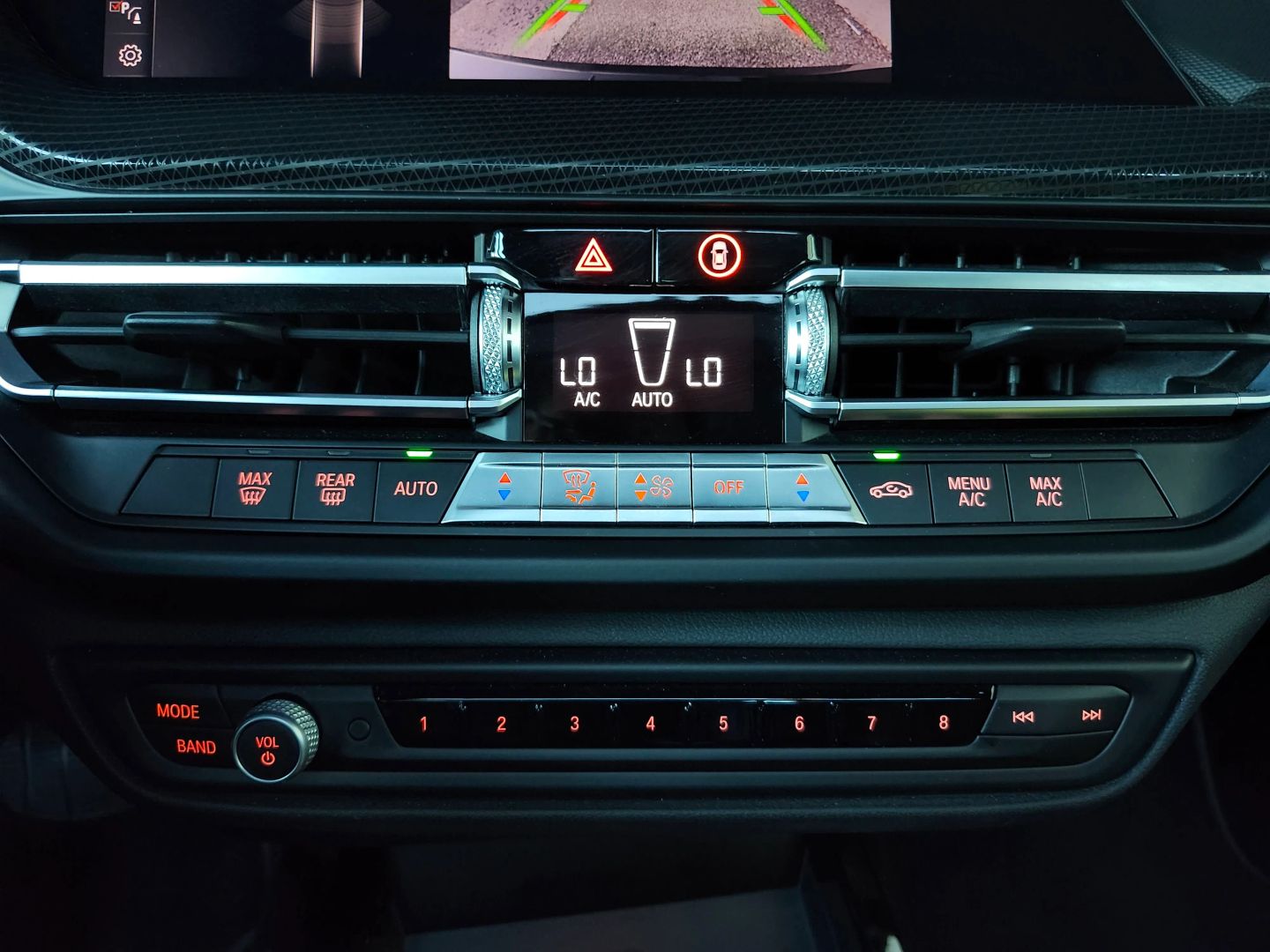 BMW 2 Series photo 22