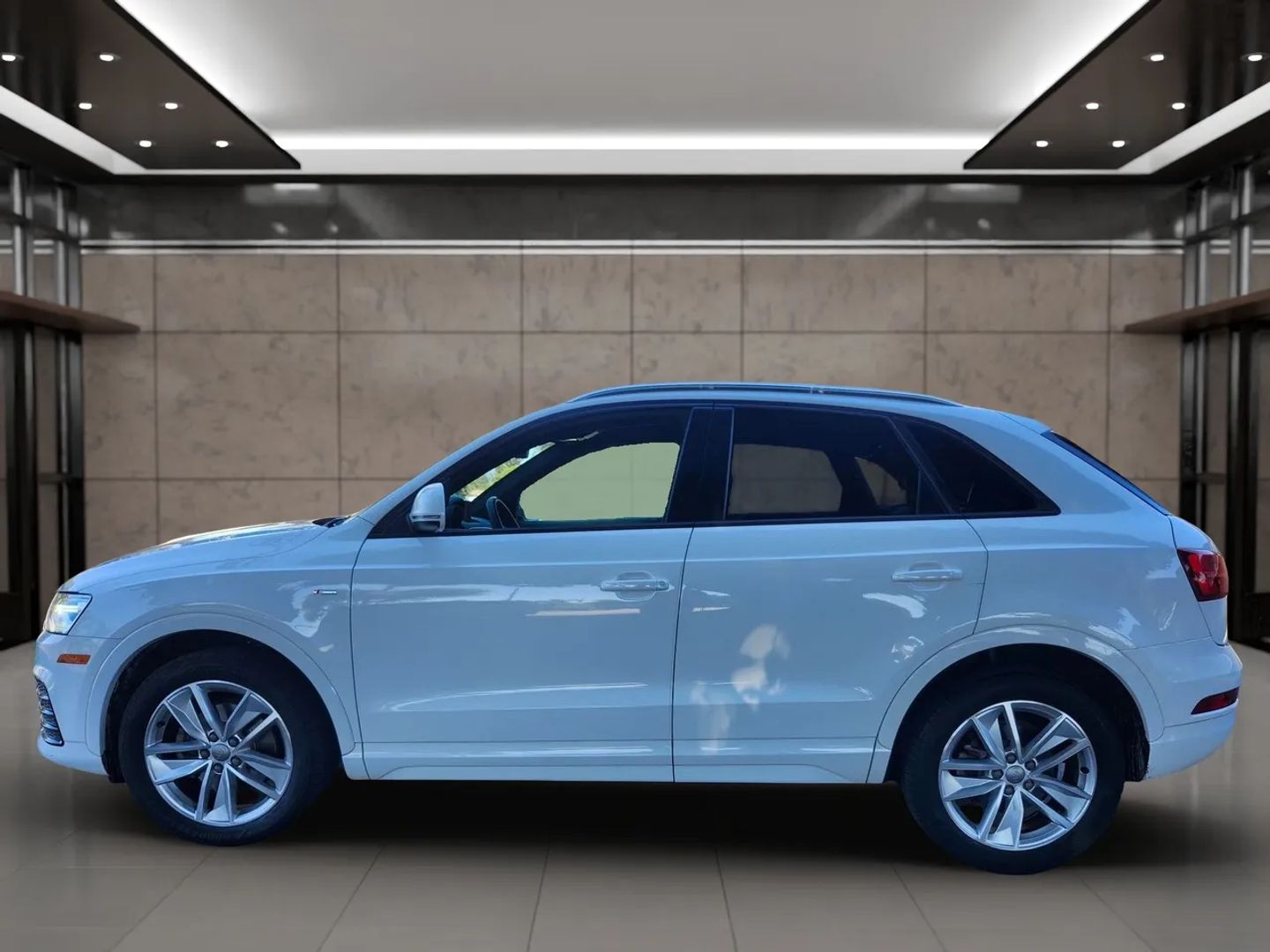 Audi Q3 photo 5