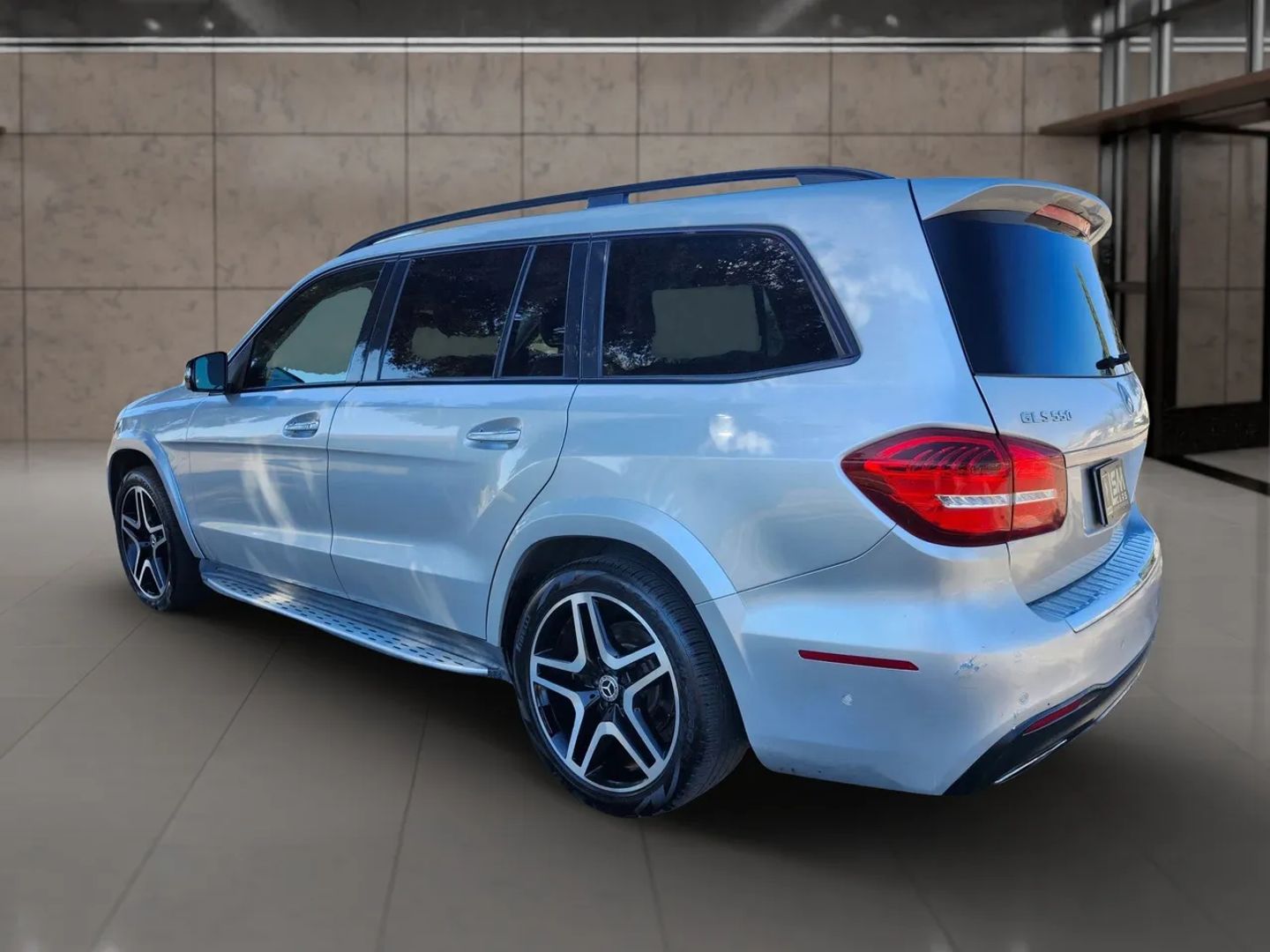 Mercedes-Benz GLS photo 6