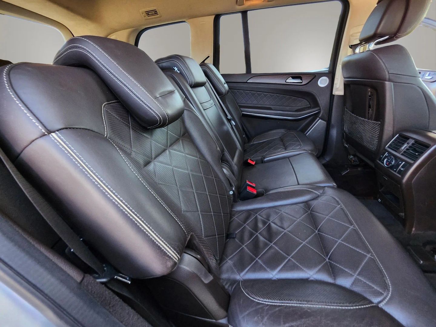 Mercedes-Benz GLS photo 19