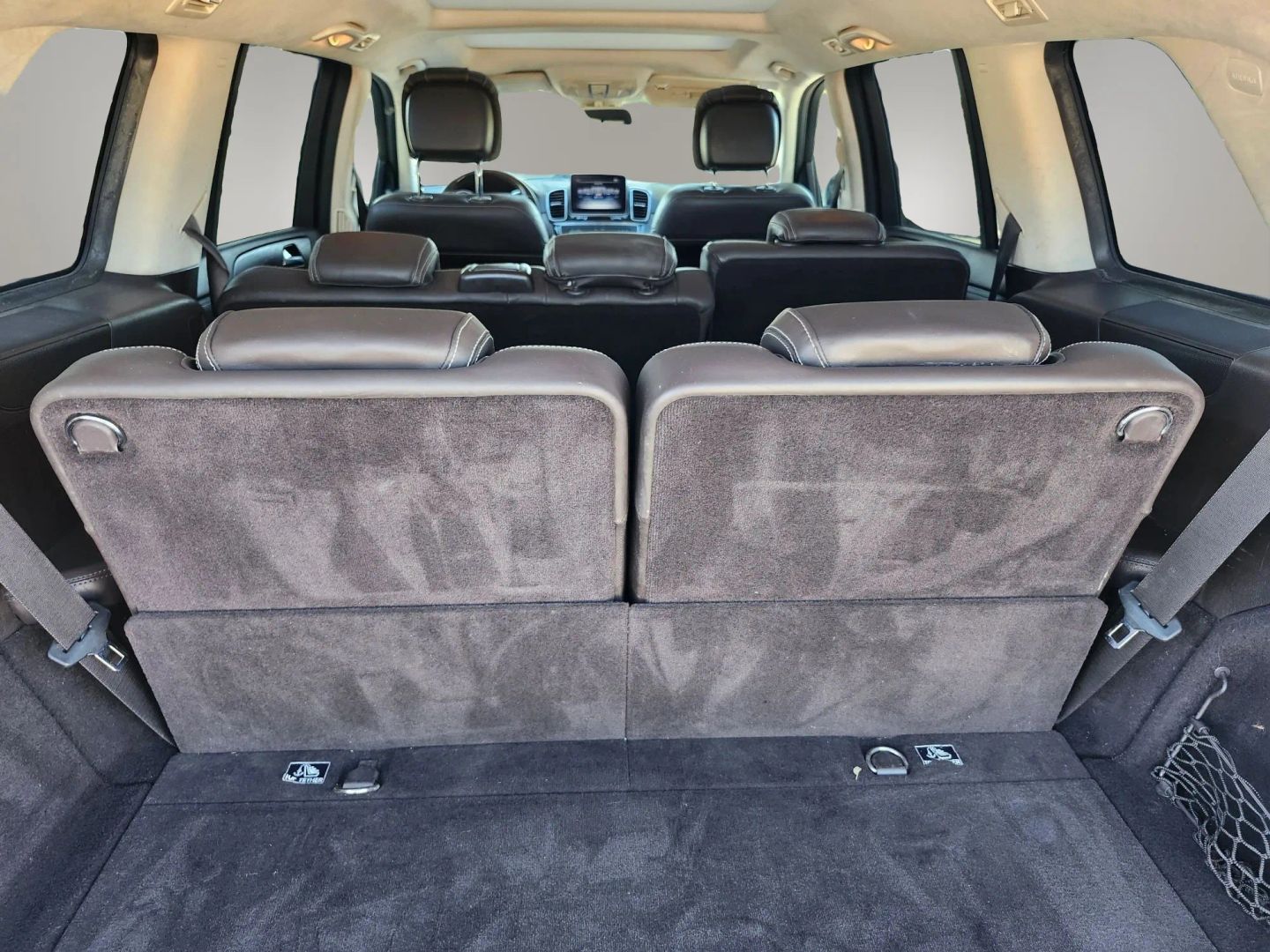 Mercedes-Benz GLS photo 22