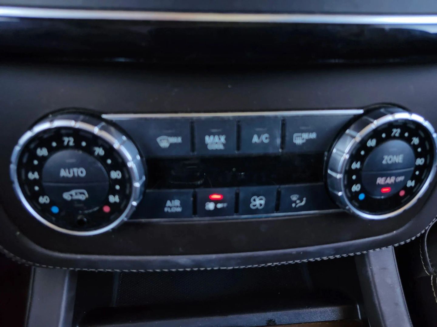 Mercedes-Benz GLS photo 31