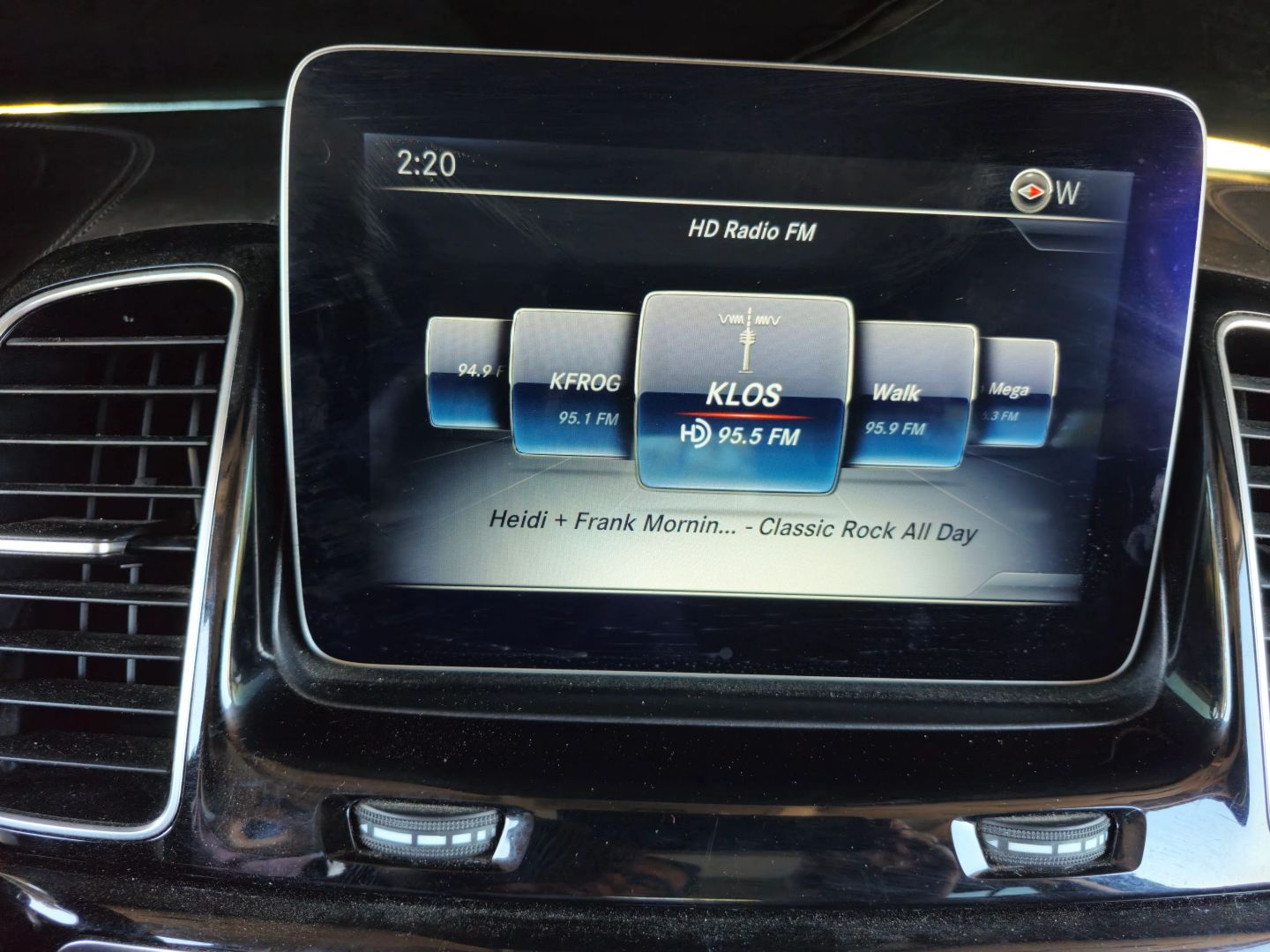 Mercedes-Benz GLS photo 32