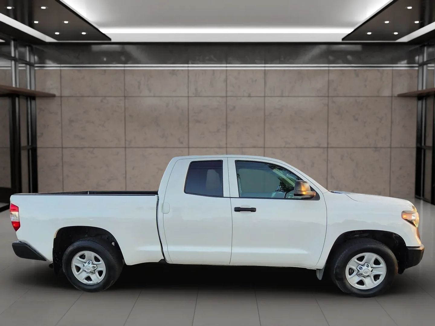 Toyota Tundra photo 4
