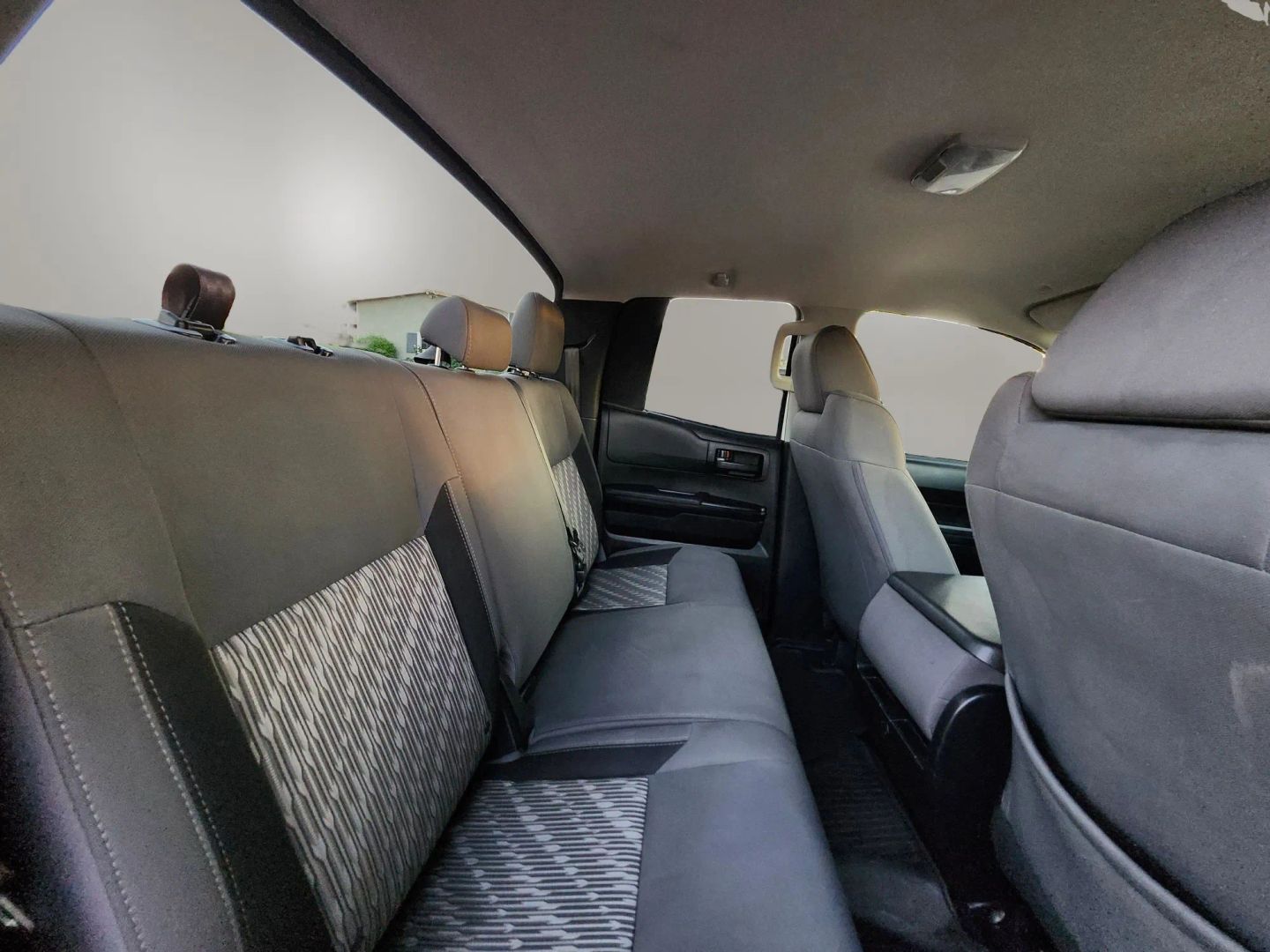 Toyota Tundra photo 13
