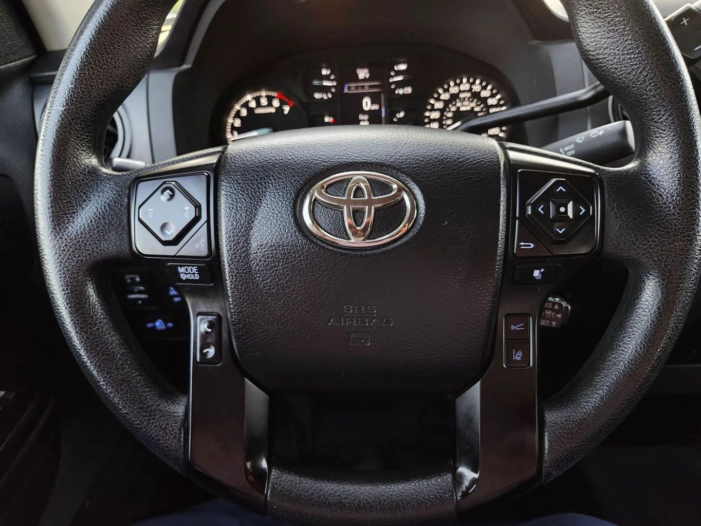Toyota Tundra photo 15