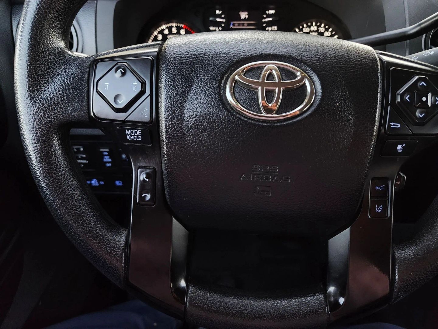 Toyota Tundra photo 16